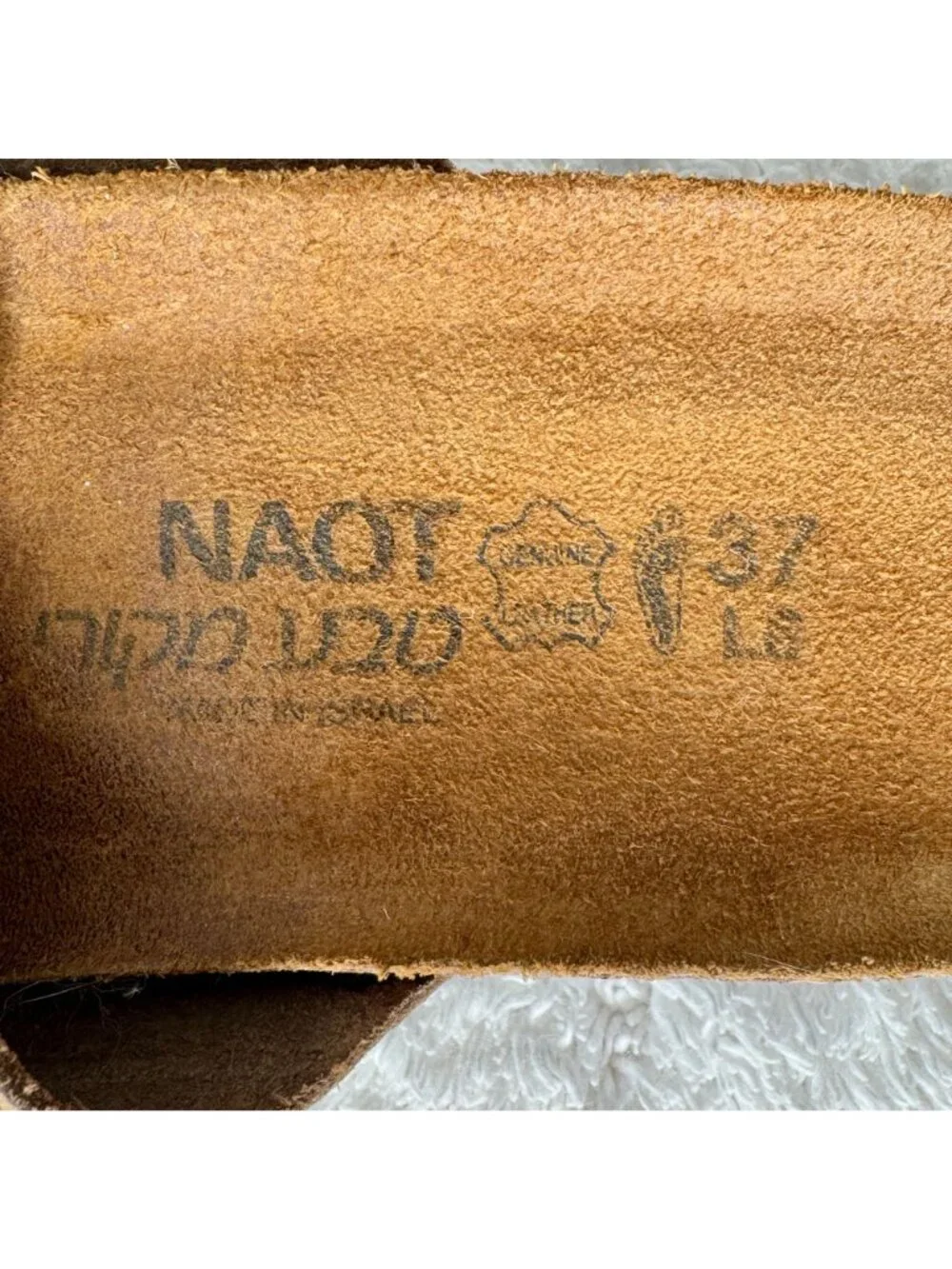 Naot women tan